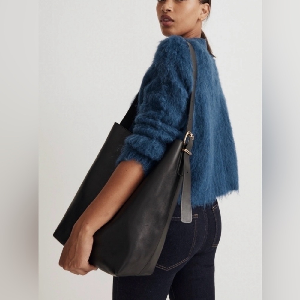 MADEWELL The Essential Medium Bucket Tote